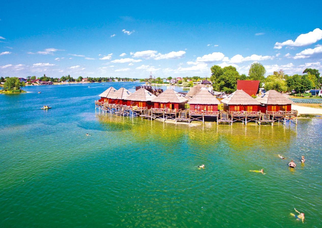 Overwater Cottage - Slovak Tahiti, Senec Eksteriør bilde