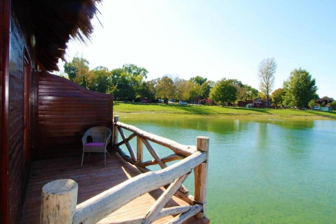 Overwater Cottage - Slovak Tahiti, Senec Eksteriør bilde